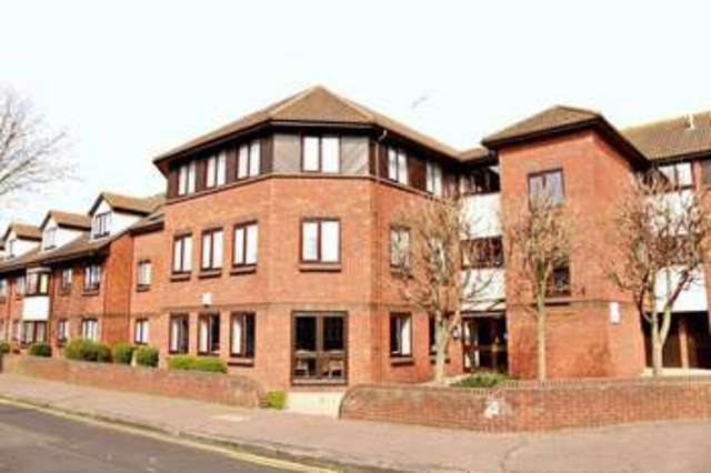  Image of 1 bedroom Retirement Property for sale in Stadium Road Southend-on-Sea SS2 at Stadium Road  Southend-On-Sea, SS2 5DH