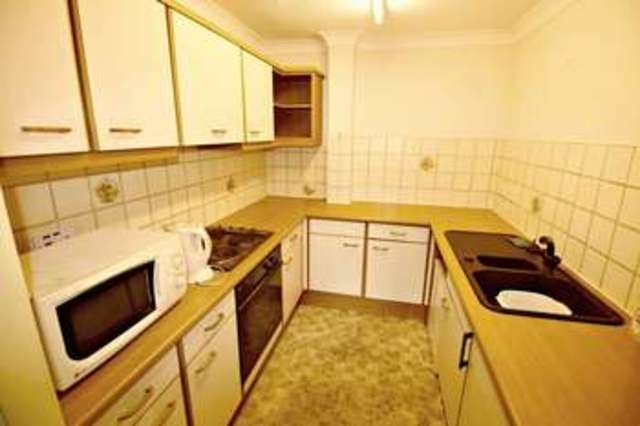  Image of 1 bedroom Retirement Property for sale in Stadium Road Southend-on-Sea SS2 at Stadium Road  Southend-On-Sea, SS2 5DH
