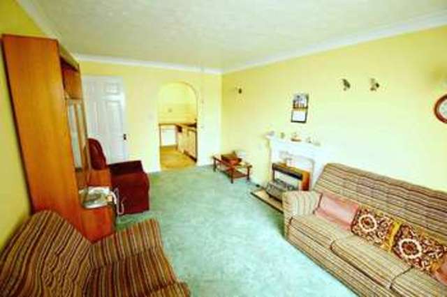  Image of 1 bedroom Retirement Property for sale in Stadium Road Southend-on-Sea SS2 at Stadium Road  Southend-On-Sea, SS2 5DH