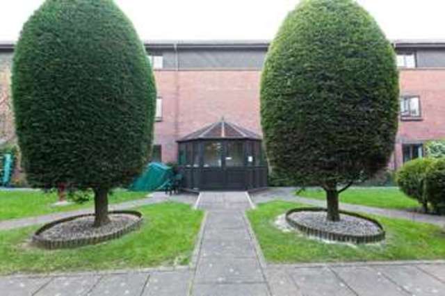  Image of 1 bedroom Retirement Property for sale in Stadium Road Southend-on-Sea SS2 at Stadium Road  Southend-On-Sea, SS2 5DH
