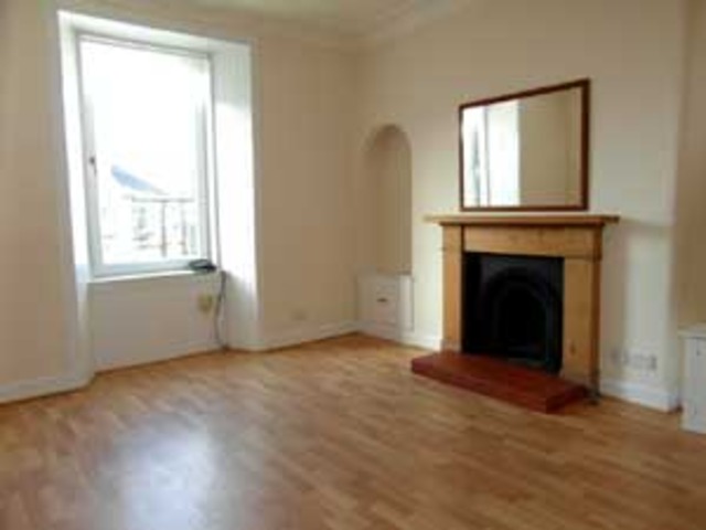  Image of 2 bedroom Flat to rent in Maryfield Edinburgh EH7 at Abbeyhill Edinburgh Edinburgh, EH7 5AR