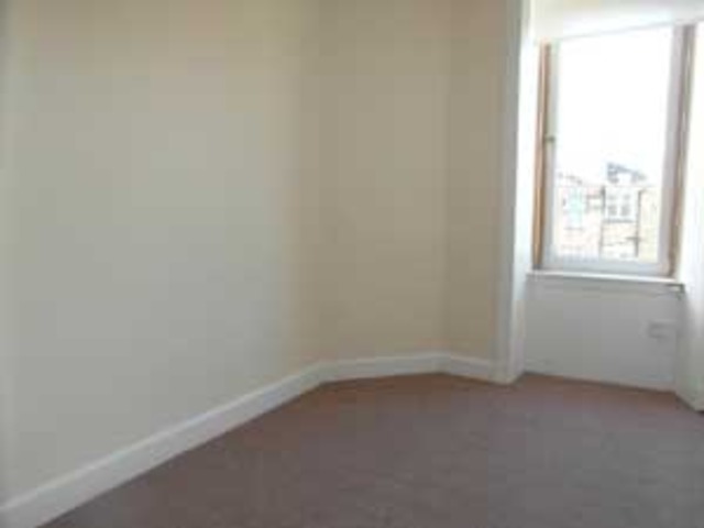  Image of 2 bedroom Flat to rent in Maryfield Edinburgh EH7 at Abbeyhill Edinburgh Edinburgh, EH7 5AR