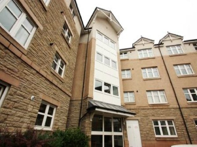  Image of 1 bedroom Flat to rent in Meadow Place Road Corstorphine Edinburgh EH12 at Edinburgh  Corstorphine, EH12 7RY