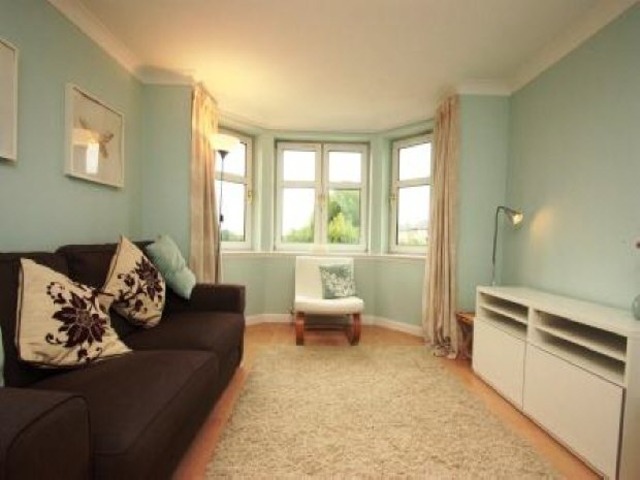  Image of 1 bedroom Flat to rent in Meadow Place Road Corstorphine Edinburgh EH12 at Edinburgh  Corstorphine, EH12 7RY