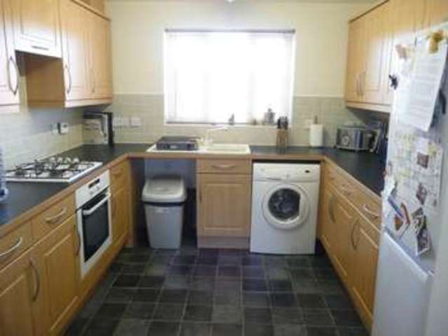  Image of 2 bedroom Flat to rent in Merevale Way Yeovil BA21 at Merevale Way  Yeovil, BA21 3UW