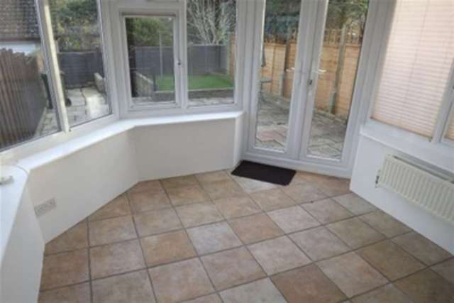  Image of 3 bedroom Terraced house to rent in Middle Mead Hook RG27 at Hook, RG27 9NX