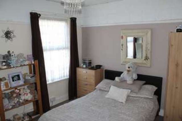  Image of 3 bedroom Terraced house for sale in Millais Road Enfield EN1 at Millais Road Bush Hill Park Enfield, EN1 1EE