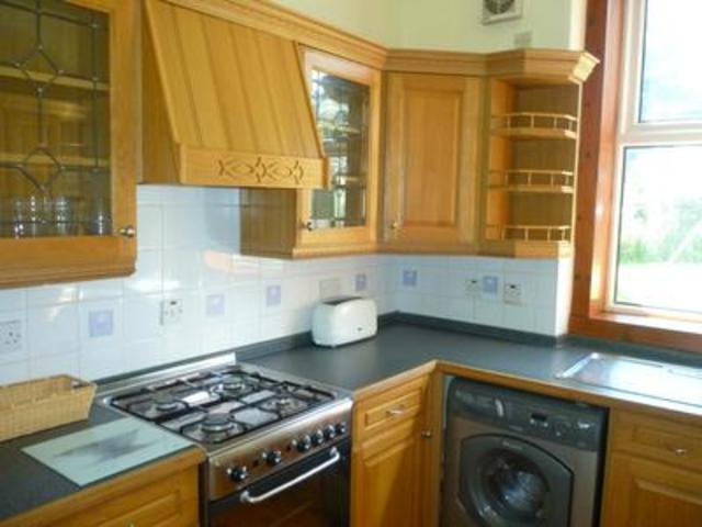  Image of 2 bedroom Flat to rent in Millar Place Stirling FK8 at Millar Place  Stirling, FK8 1UX