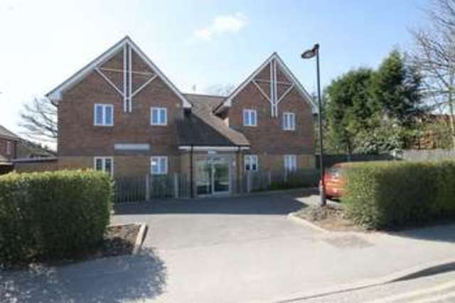  Image of 1 bedroom Flat for sale in Mill Road Burgess Hill RH15 at Mill Road  Burgess Hill, RH15 8GE