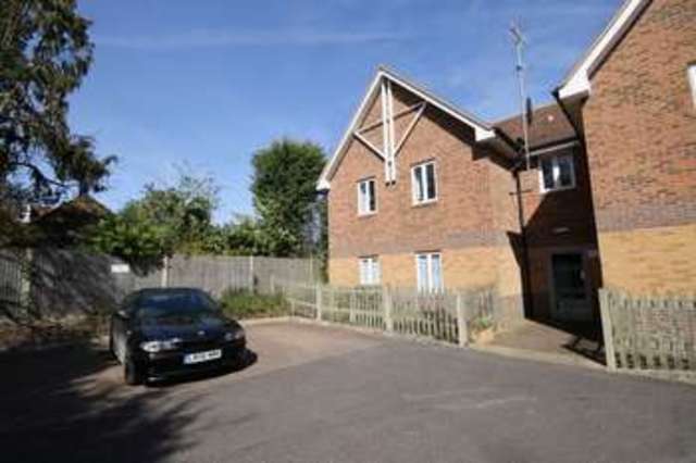  Image of 1 bedroom Flat for sale in Mill Road Burgess Hill RH15 at Mill Road  Burgess Hill, RH15 8GE