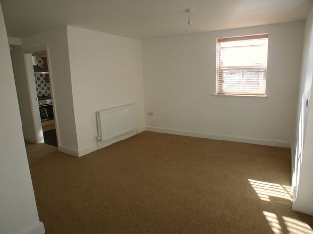  Image of 1 bedroom Flat to rent in Millstream Square Sleaford NG34 at Millstream Square  Sleaford, NG34 7ZL