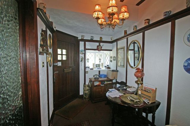  Image of 5 bedroom Detached house for sale in Minchenden Crescent London N14 at Minchenden Crescent Southgate Palmers Green, N14 7EL