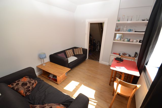  Image of 5 bedroom Detached house to rent in Monthermer Road Cathays Cardiff CF24 at Cathays Cardiff Roath, CF24 4QY
