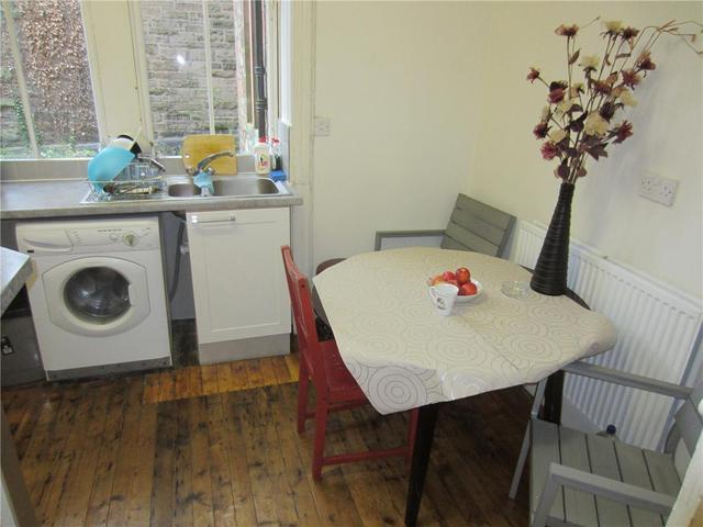  Image of 4 bedroom Flat to rent in Montpelier Park Edinburgh EH10 at Bruntsfield Edinburgh Edinburgh, EH10 4ND