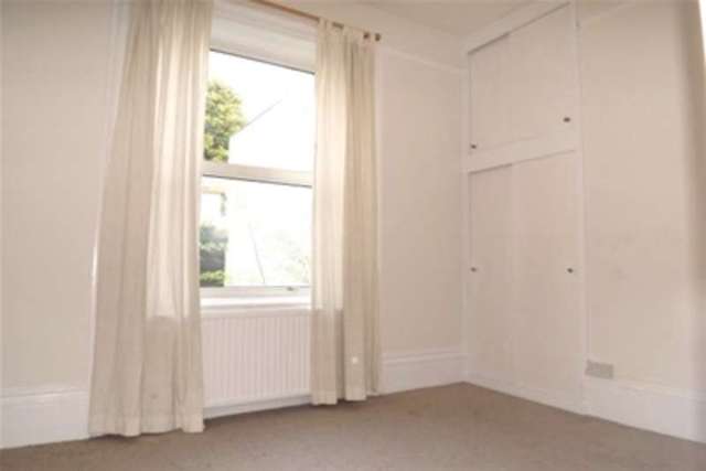  Image of 2 bedroom Flat to rent in Montpelier Terrace Brighton BN1 at Brighton, BN1 3DF
