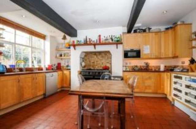  Image of 4 bedroom Detached house for sale in Morley Road Chislehurst BR7 at Chislehurst Kent Chislehurst, BR7 5PP