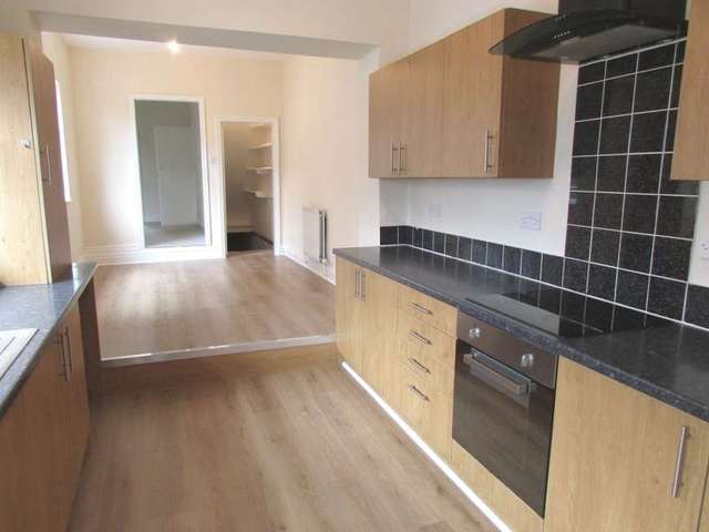  Image of 3 bedroom Terraced house for sale in Moss Terrace Northwich CW8 at Winnington Northwich Cheshire, CW8 4DY