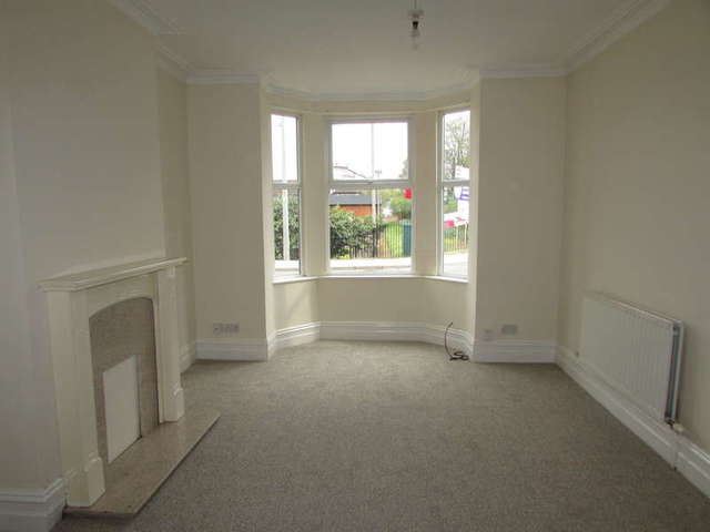  Image of 3 bedroom Terraced house for sale in Moss Terrace Northwich CW8 at Winnington Northwich Cheshire, CW8 4DY