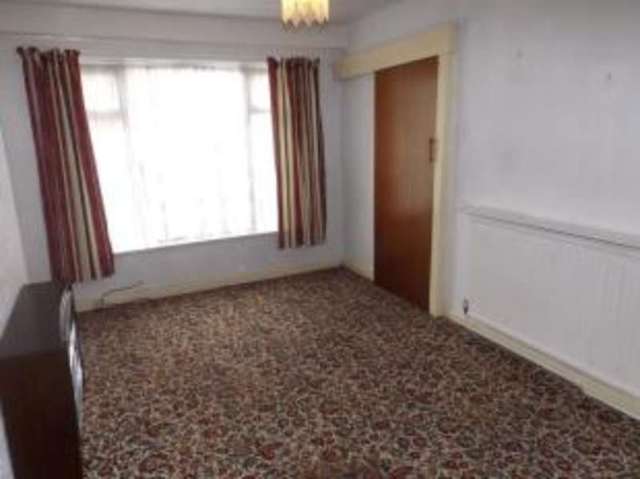  Image of 3 bedroom Semi-Detached house for sale in Mottram Road Beeston Nottingham NG9 at Beeston Nottingham Bramcote, NG9 4FW