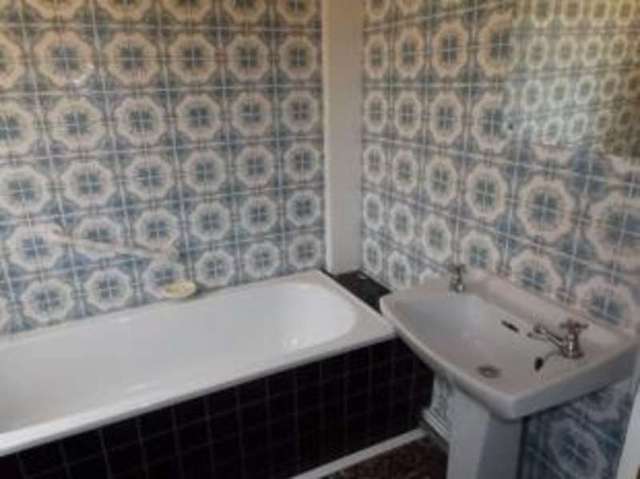 Image of 3 bedroom Semi-Detached house for sale in Mottram Road Beeston Nottingham NG9 at Beeston Nottingham Bramcote, NG9 4FW