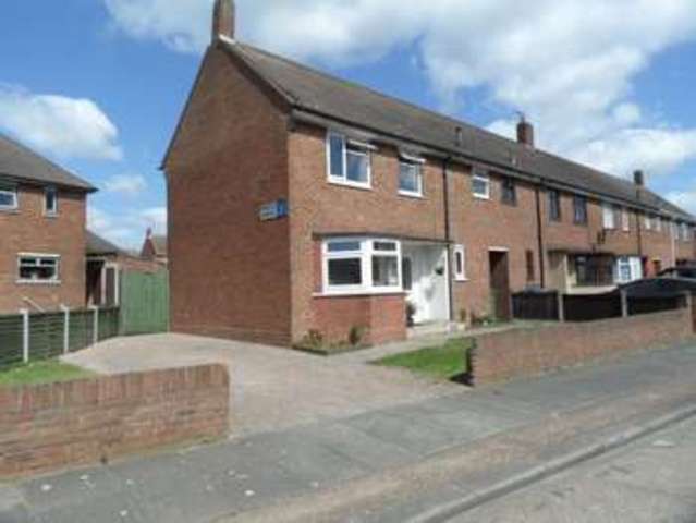  Image of 3 bedroom Terraced house for sale in Myrtle Grove Aveley South Ockendon RM15 at Myrtle Grove  Aveley, RM15 4JB
