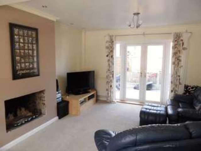  Image of 3 bedroom Terraced house for sale in Myrtle Grove Aveley South Ockendon RM15 at Myrtle Grove  Aveley, RM15 4JB