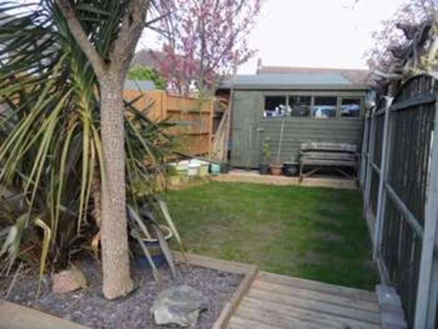  Image of 3 bedroom Terraced house for sale in Myrtle Grove Aveley South Ockendon RM15 at Myrtle Grove  Aveley, RM15 4JB