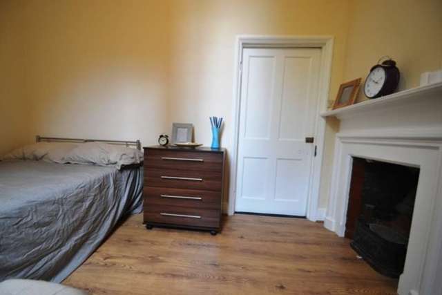 Image of 1 bedroom House Share to rent in Seven Sisters Road London N4 at Seven Sisters Road  Manor House, N4 2RE