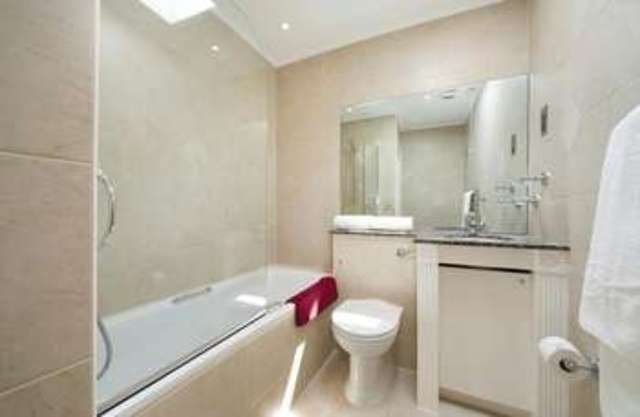  Image of 3 bedroom Flat to rent in Nassau Street London W1W at Nassau Street  London, W1W 7AQ
