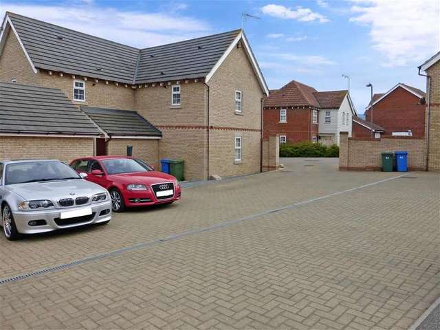  Image of 3 bedroom Town House for sale in Nettle Way Minster on Sea Sheerness ME12 at Minster On Sea Sheerness Sheerness, ME12 3GJ