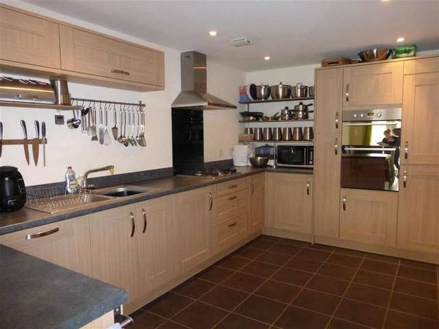  Image of 3 bedroom Town House for sale in Nettle Way Minster on Sea Sheerness ME12 at Minster On Sea Sheerness Sheerness, ME12 3GJ
