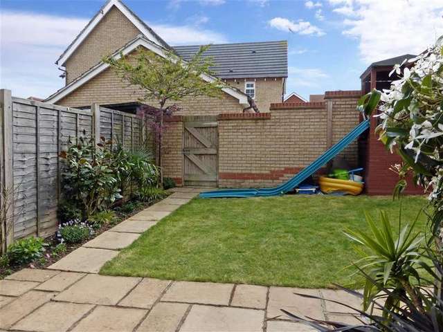  Image of 3 bedroom Town House for sale in Nettle Way Minster on Sea Sheerness ME12 at Minster On Sea Sheerness Sheerness, ME12 3GJ