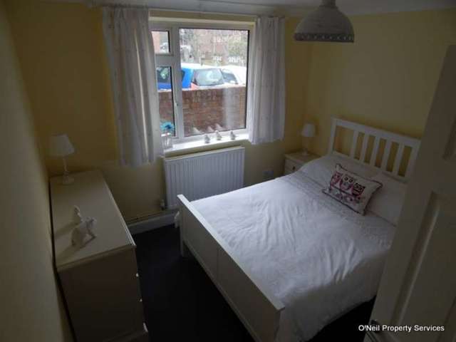  Image of 3 bedroom Detached house to rent in Burcott Lane Bierton Aylesbury HP22 at Burcott Lane  Bierton, HP22 5AU