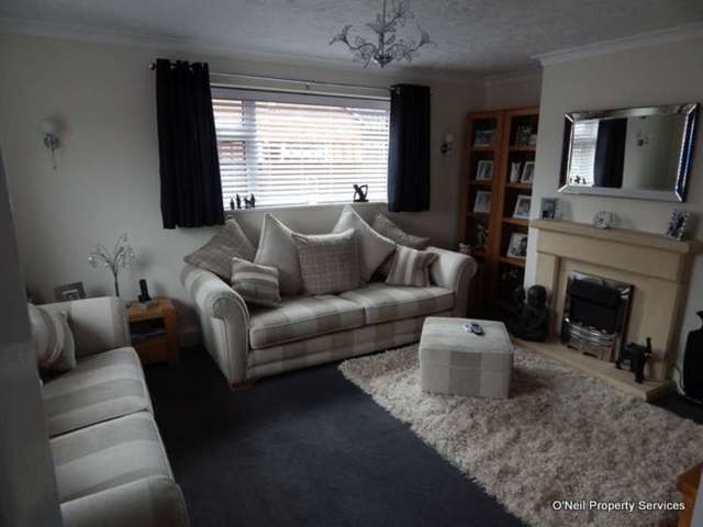  Image of 3 bedroom Detached house to rent in Burcott Lane Bierton Aylesbury HP22 at Burcott Lane  Bierton, HP22 5AU