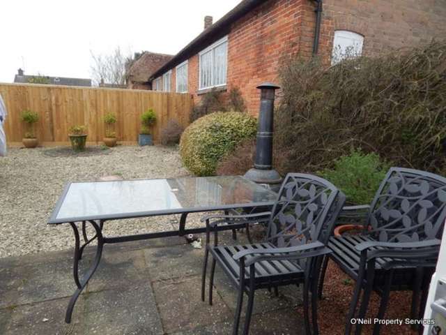  Image of 3 bedroom Detached house to rent in Burcott Lane Bierton Aylesbury HP22 at Burcott Lane  Bierton, HP22 5AU