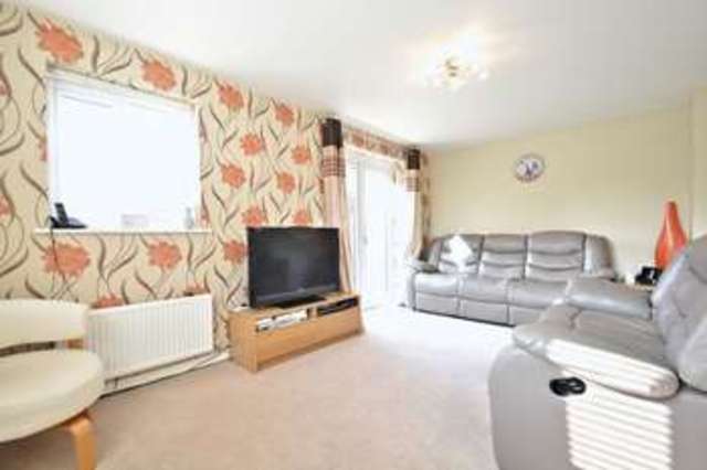  Image of 4 bedroom Detached house for sale in Nightingale Way Didcot OX11 at Nightingale Way  Didcot, OX11 6AF
