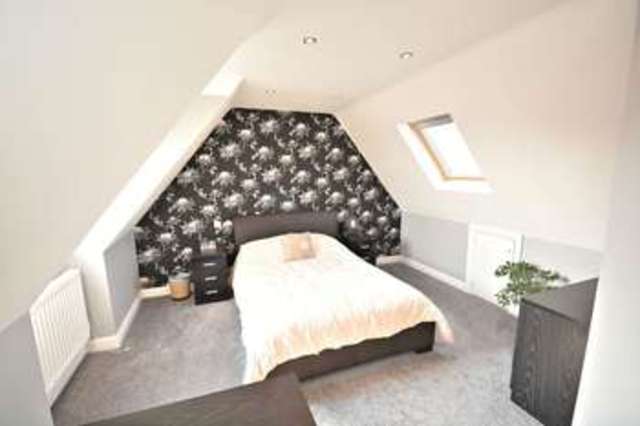  Image of 4 bedroom Detached house for sale in Nightingale Way Didcot OX11 at Nightingale Way  Didcot, OX11 6AF