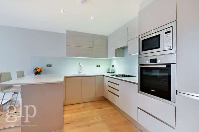  Image of 2 bedroom Flat for sale in Norfolk Crescent London W2 at Norfolk Crescent Paddington London, W2 2YS