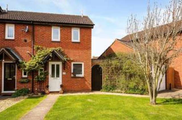  Image of 2 bedroom Terraced house for sale in Norris Close Abingdon OX14 at Norris Close  Abingdon, OX14 2RW