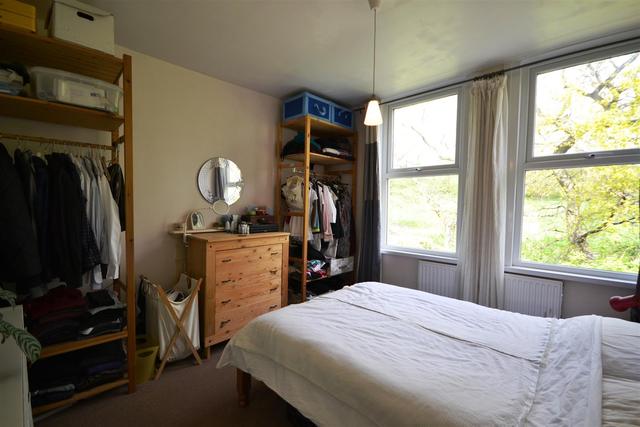 Image of 3 bedroom Property to rent in North View Road London N8 at Crouch End, N8 7LL