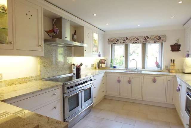  Image of 5 bedroom Detached house for sale in Lawns Park North Woodchester Stroud GL5 at North Woodchester Woodchester, GL5 5PP