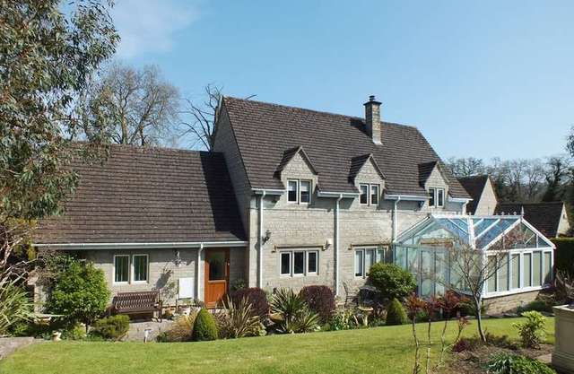  Image of 5 bedroom Detached house for sale in Lawns Park North Woodchester Stroud GL5 at North Woodchester Woodchester, GL5 5PP