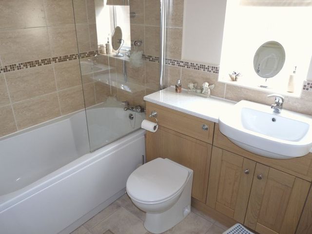  Image of 3 bedroom Detached house for sale in Oak Close Castle Gresley Swadlincote DE11 at Oak Close Castle Gresley Swadlincote, DE11 9RU