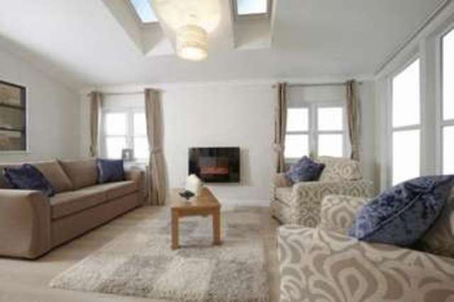  Image of 2 bedroom Property for sale in Oak Tree Park St. Leonards Ringwood BH24 at Oak Tree Park St. Leonards Ringwood, BH24 2RH