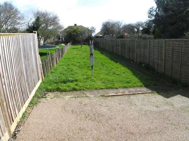  Image of 3 bedroom Terraced house to rent in Old Church Road St. Leonards-on-Sea TN38 at Old Church Road  HASTINGS, TN38 9HD