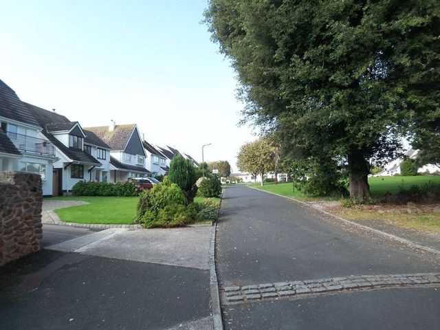  Image of 4 bedroom Detached house to rent in Oldenburg Park Paignton TQ3 at Oldenburg Park  Paignton, TQ3 2UA