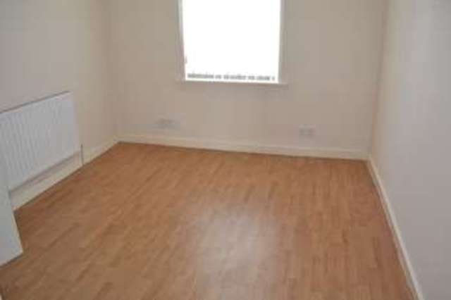  Image of 2 bedroom Flat to rent in Osborne Road Tuebrook Liverpool L13 at Osborne Road Tuebrook Liverpool, L13 8AT