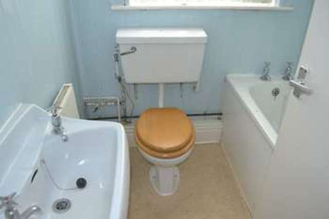  Image of 2 bedroom Flat to rent in Osborne Road Tuebrook Liverpool L13 at Osborne Road Tuebrook Liverpool, L13 8AT