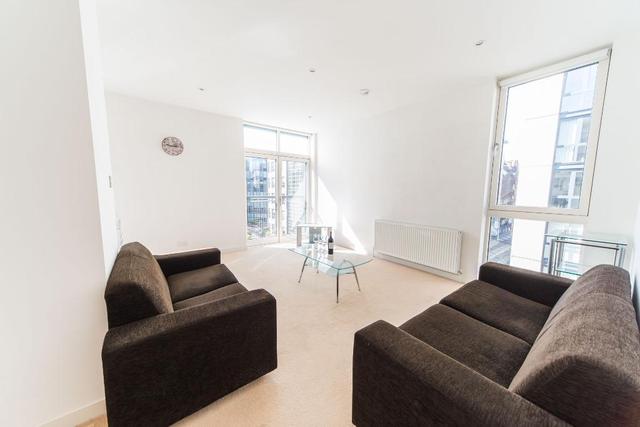  Image of 2 bedroom Flat to rent in Oswald Street Glasgow G1 at City Centre  Glasgow, G1 4PD