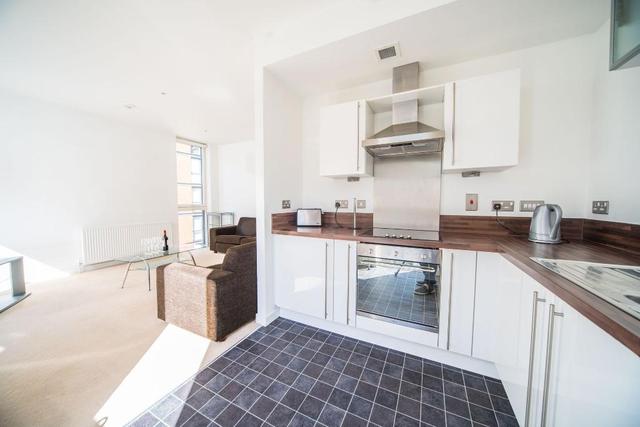  Image of 2 bedroom Flat to rent in Oswald Street Glasgow G1 at City Centre  Glasgow, G1 4PD